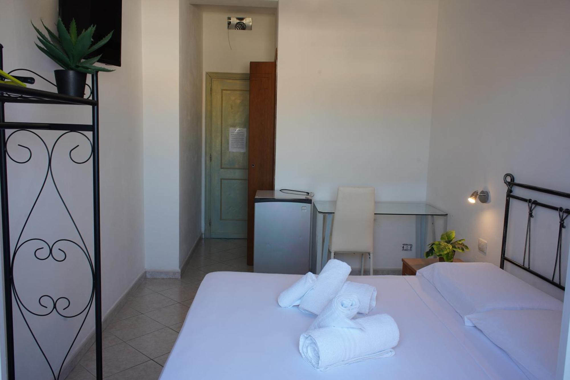 Oasis Guest House อาลเกโร ภายนอก รูปภาพ
