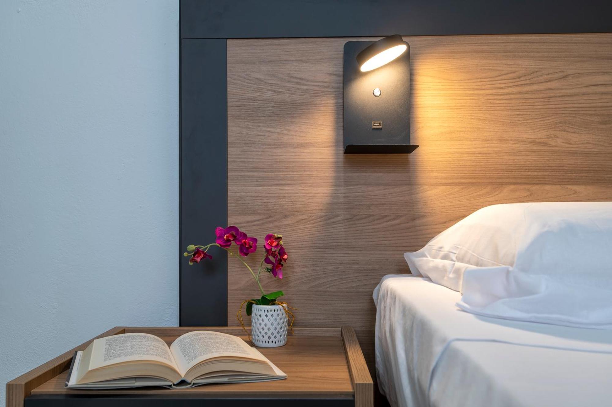 Oasis Guest House อาลเกโร ภายนอก รูปภาพ