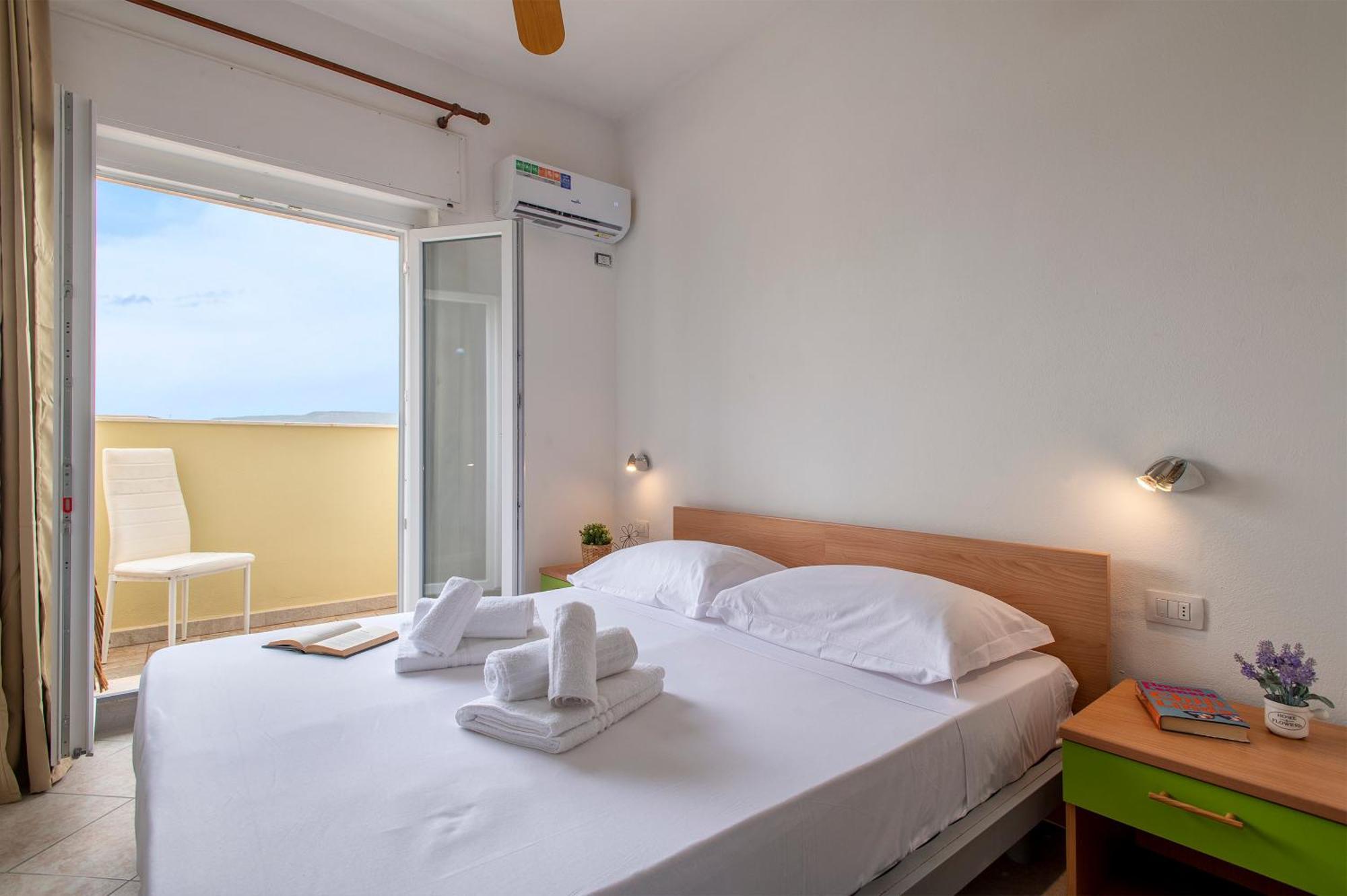 Oasis Guest House อาลเกโร ภายนอก รูปภาพ