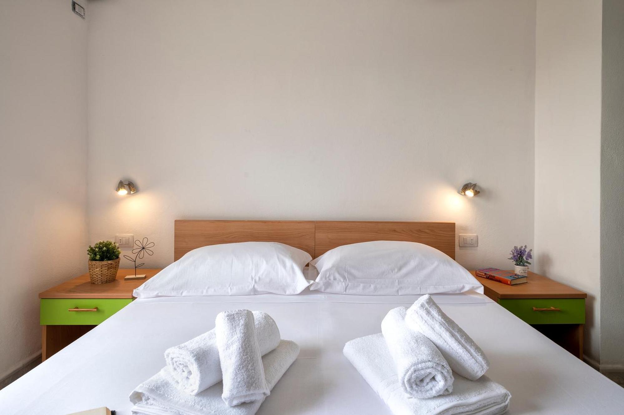 Oasis Guest House อาลเกโร ภายนอก รูปภาพ