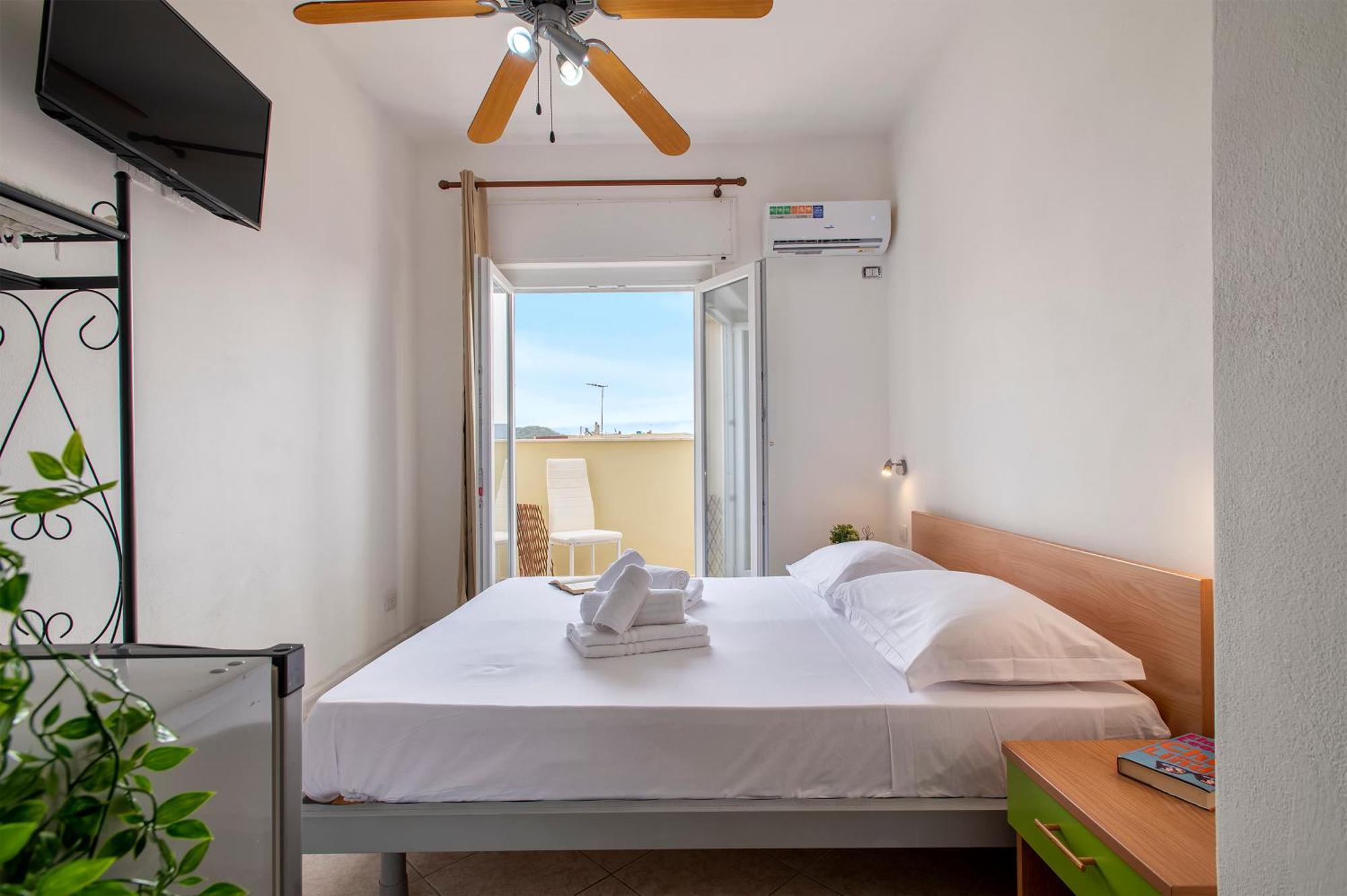 Oasis Guest House อาลเกโร ภายนอก รูปภาพ