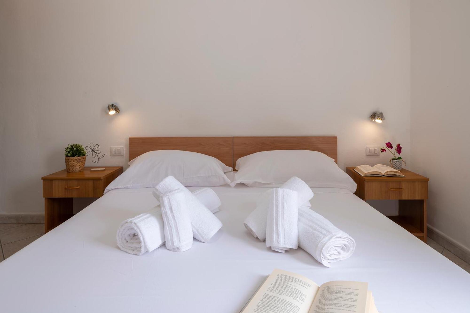 Oasis Guest House อาลเกโร ภายนอก รูปภาพ